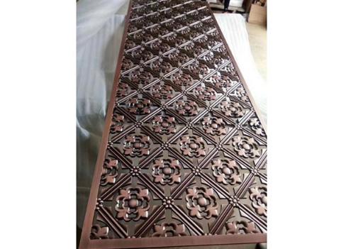 不锈钢屏风生锈